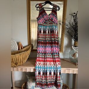 New Directions Vibrant Patterned Maxi Dress